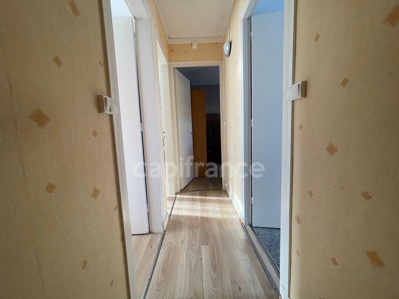 Maison - 80 m² - 5 pièces