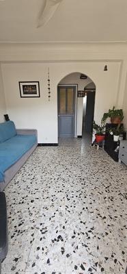 Maison - 560 m² - 3 pièces