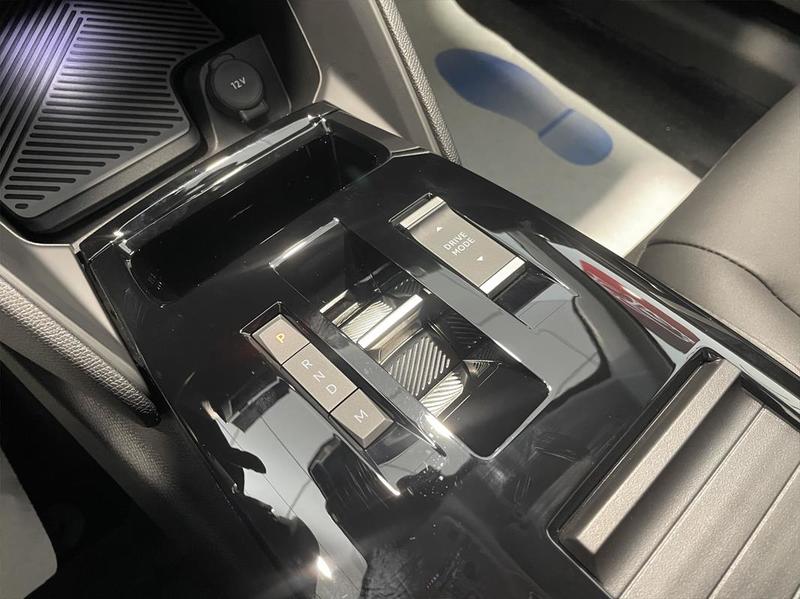 Citroën C4 III (2) 1.2 Hybrid 145 Dcs6 Max