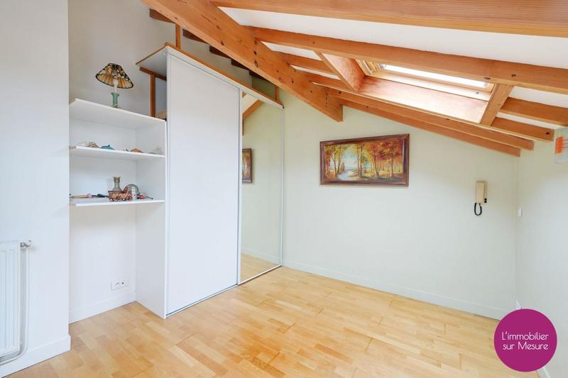 Appartement - 95 m² - 3 pièces