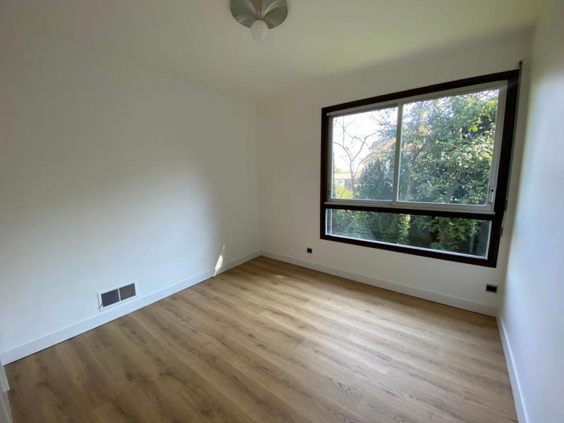 Maison - 315 m² - 10 pièces