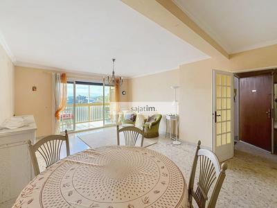 Appartement - 80 m² - 4 pièces