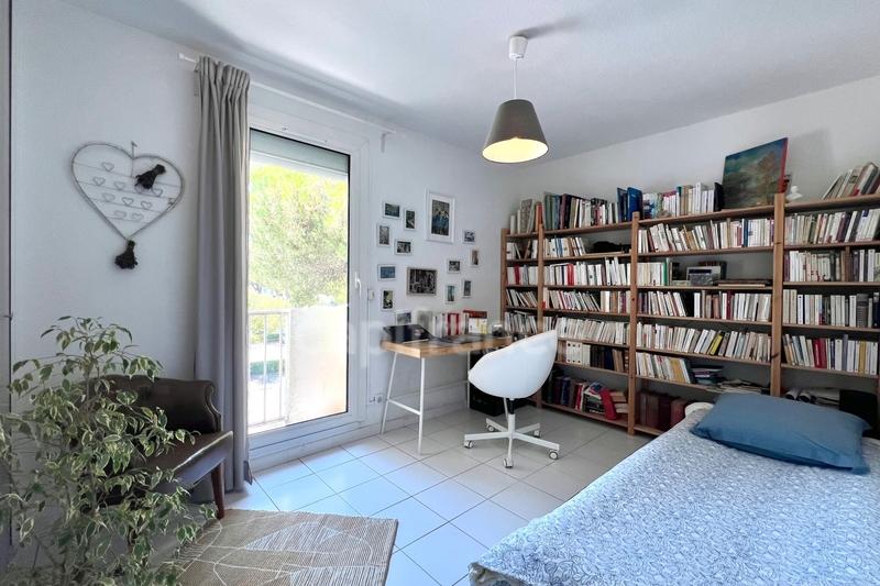 Appartement - 100 m² - 5 pièces