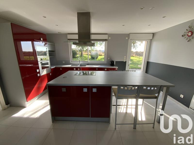 Maison - 140 m² - 5 pièces