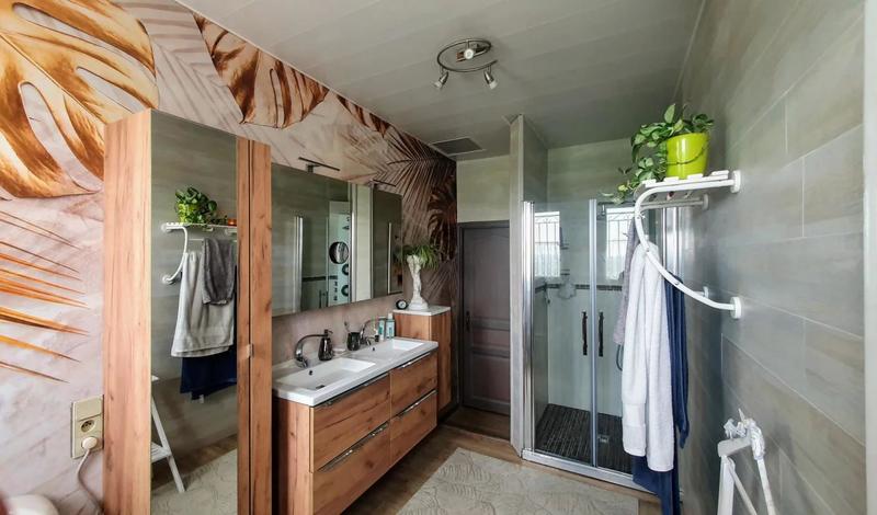 Maison - 187 m² - 5 pièces