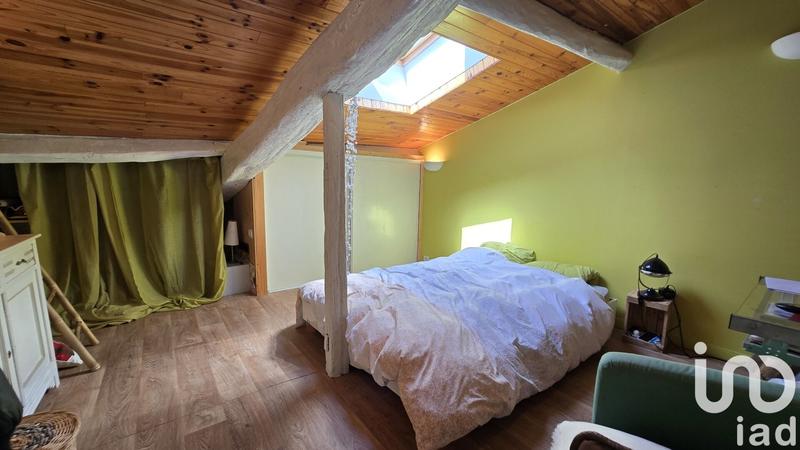 Maison - 203 m² - 6 pièces