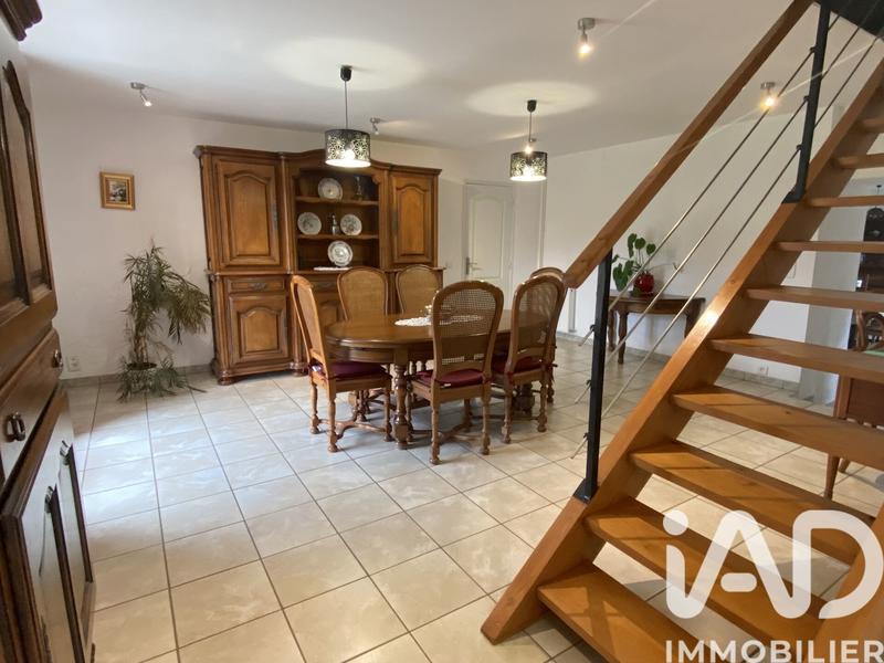 Maison - 280 m² - 11 pièces