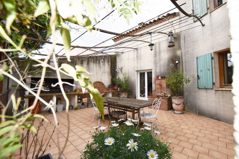 Villa - 214 m² - 7 pièces