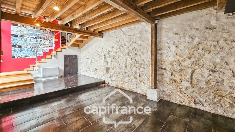 Maison - 223 m² - 8 pièces