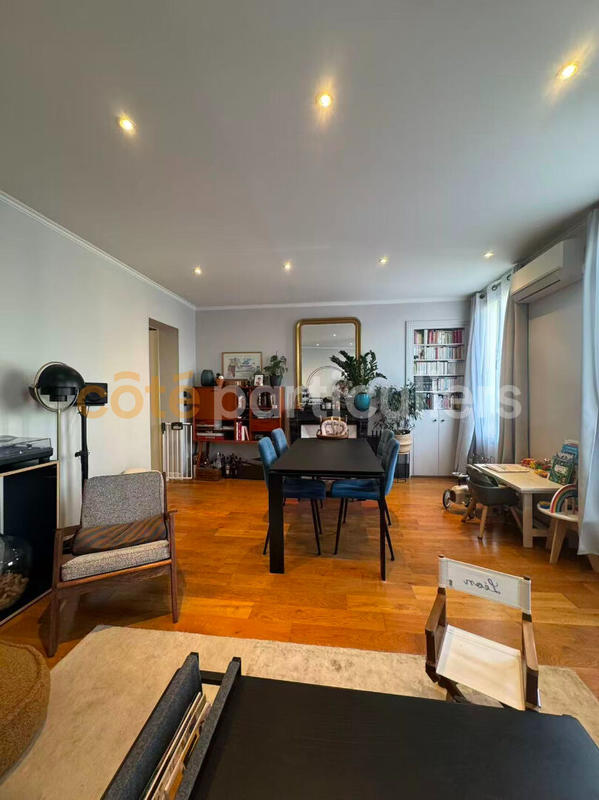 Appartement - 73 m² - 3 pièces