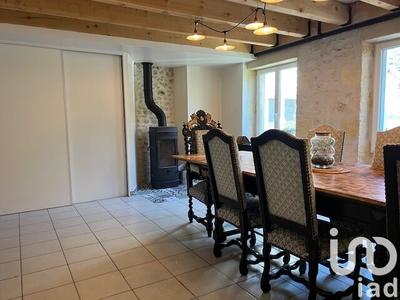 Maison - 180 m² - 5 pièces