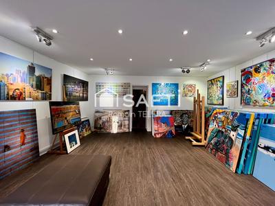 Local commercial - 90 m² - 4 pièces