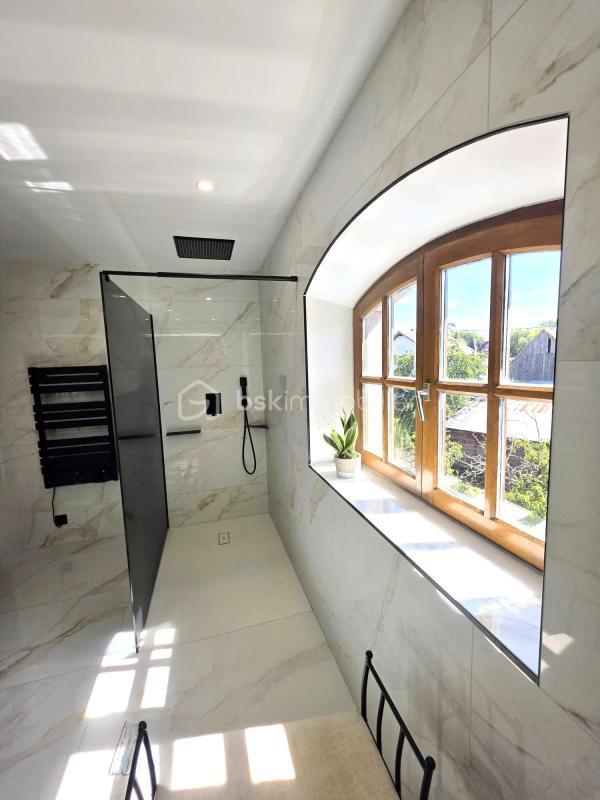 Villa - 215 m² - 5 pièces