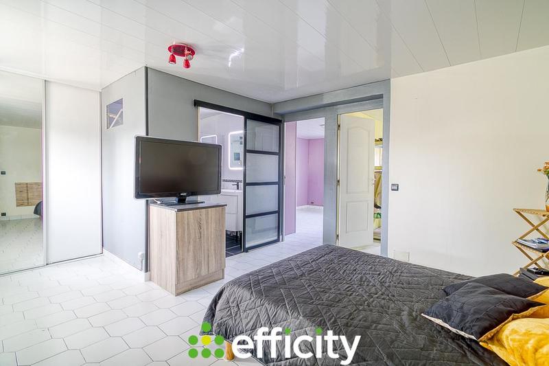 Maison - 184 m² - 7 pièces