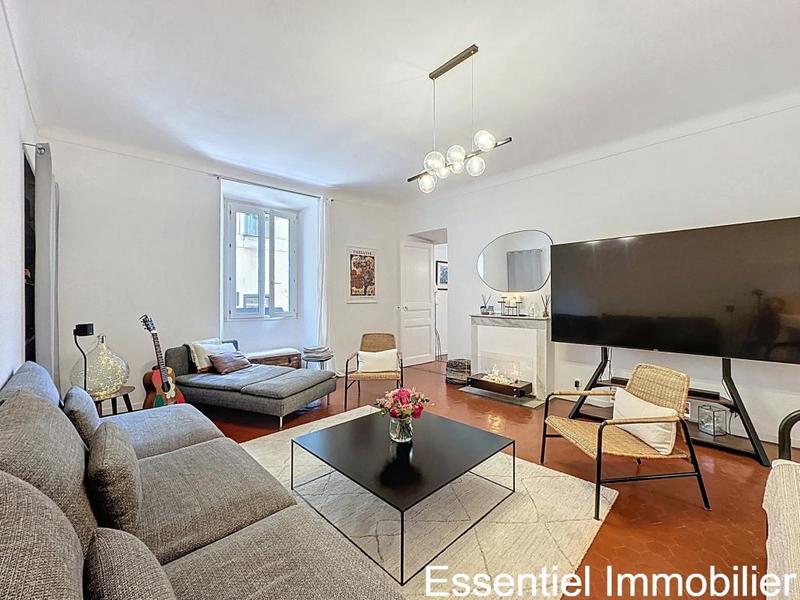 Appartement - 103 m² - 3 pièces