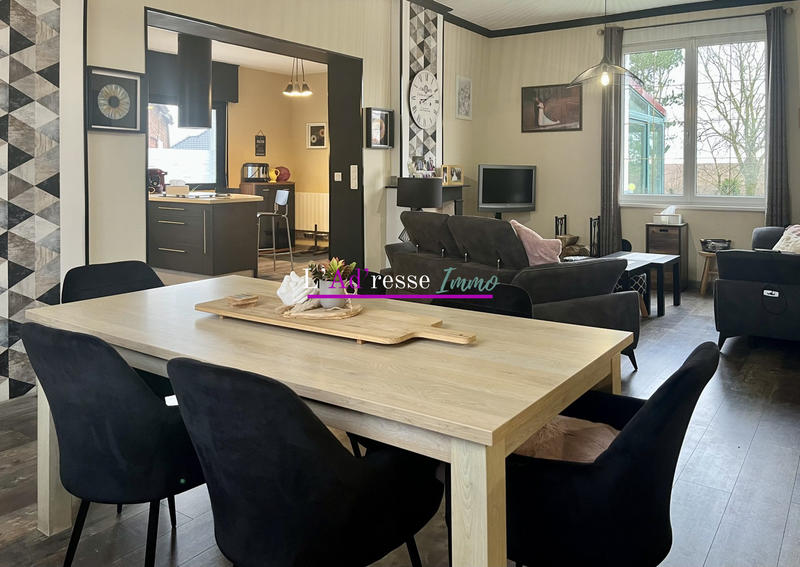 Maison - 160 m² - 6 pièces