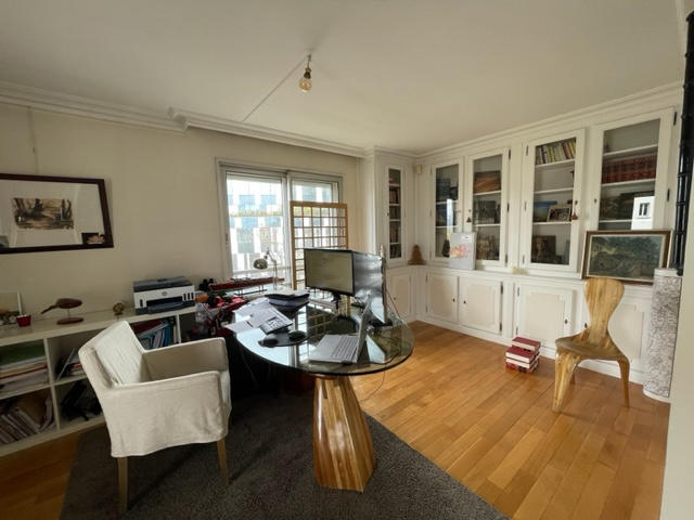 Appartement - 80 m² - 2 pièces