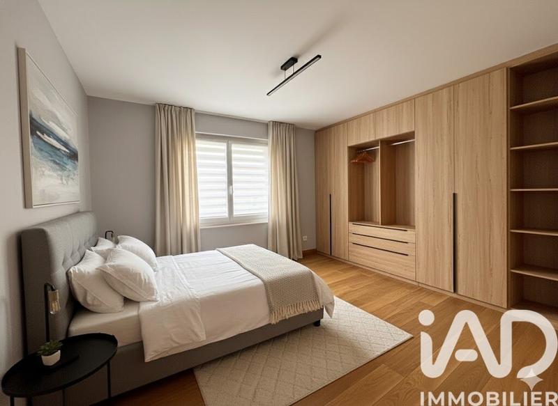 Maison - 83 m² - 5 pièces