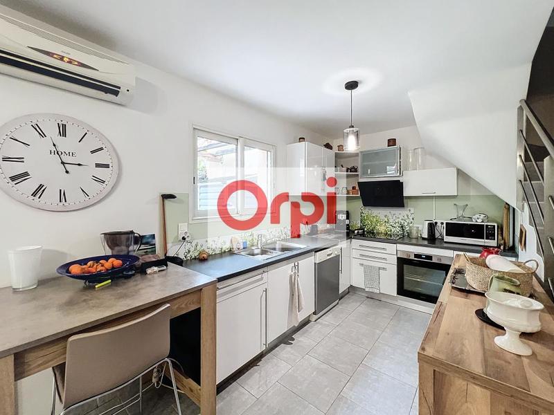 Villa - 97 m² - 5 pièces