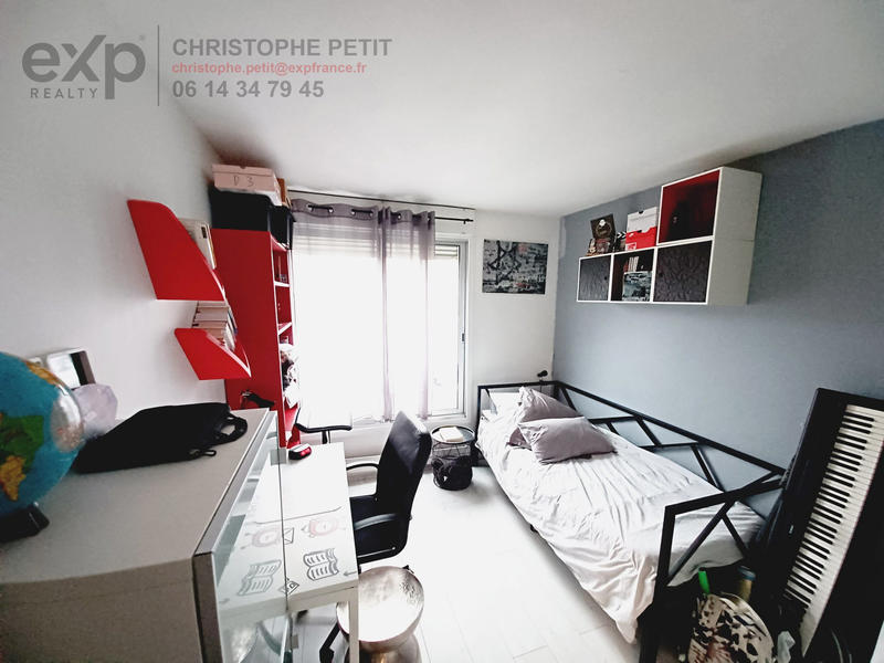 Appartement - 100 m² - 4 pièces