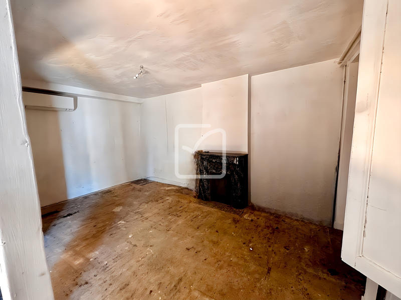 Maison - 166 m² - 8 pièces