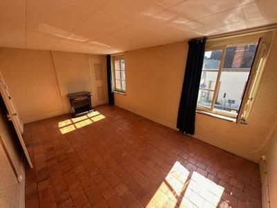 Maison - 90 m² - 3 pièces