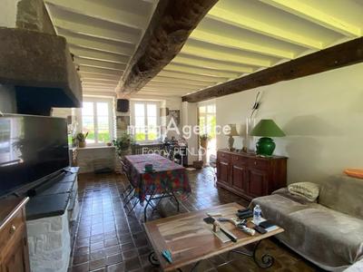 Maison en pierre - 156 m² - 6 pièces