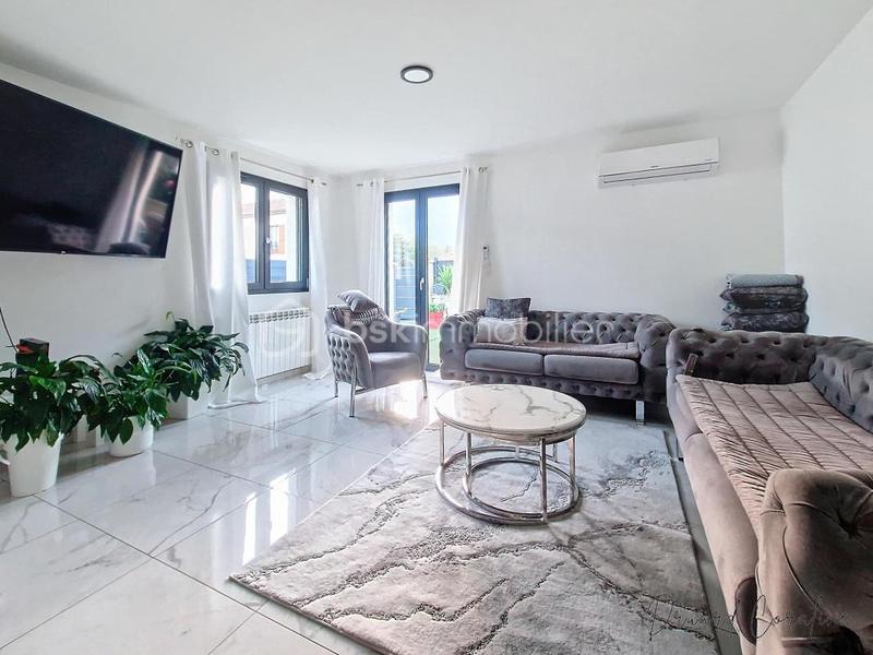 Maison - 114 m² - 4 pièces