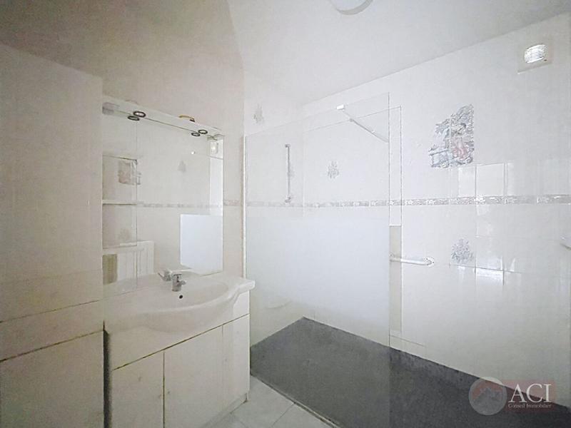 Maison - 191 m² - 10 pièces