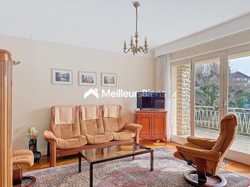 Maison - 200 m² - 6 pièces