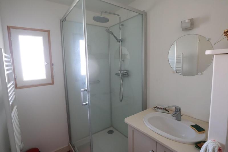 Local commercial - 5 pièces