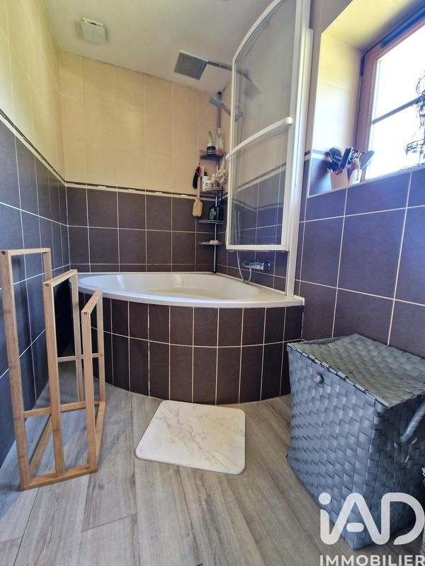 Maison - 135 m² - 6 pièces