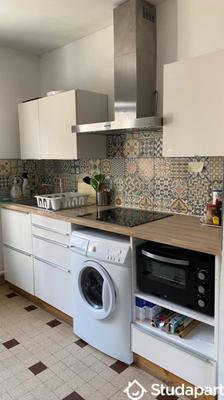 Chambre - 13 m² - 1 pièce