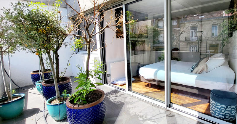 Maison - 245 m² - 10 pièces