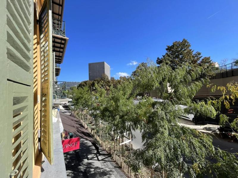 Appartement - 60 m² - 2 pièces