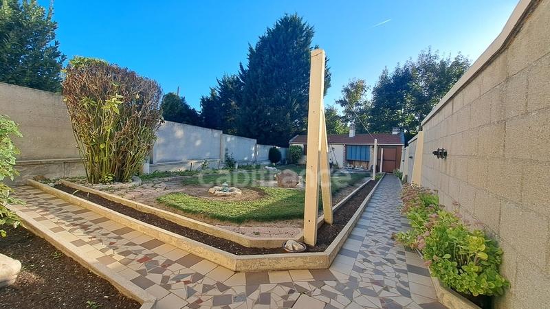 Maison de ville - 80 m² - 5 pièces