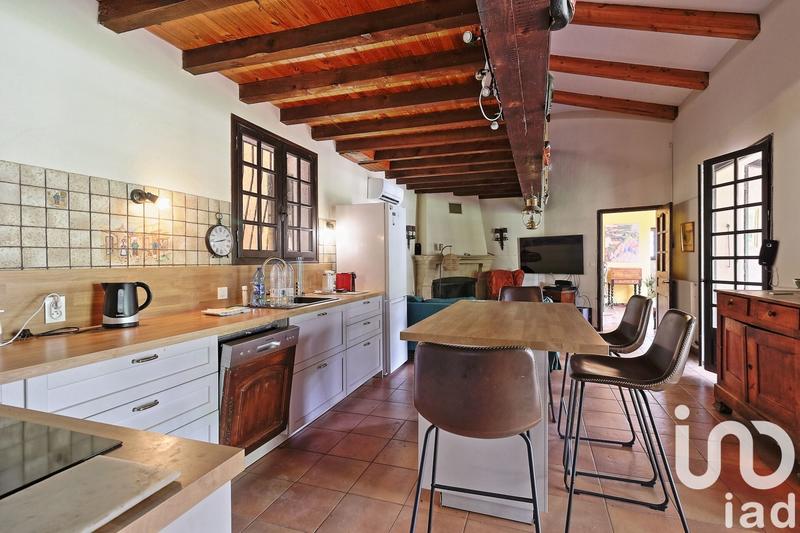 Maison - 200 m² - 6 pièces