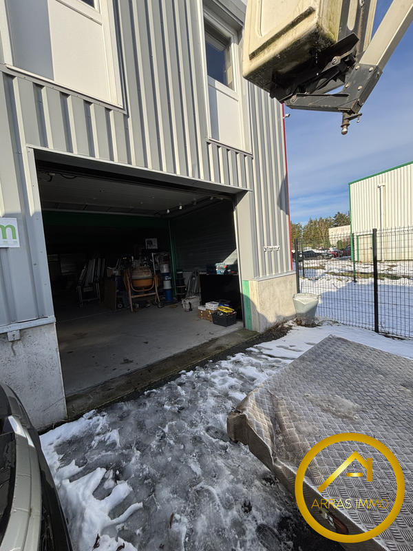 Local commercial - 200 m²