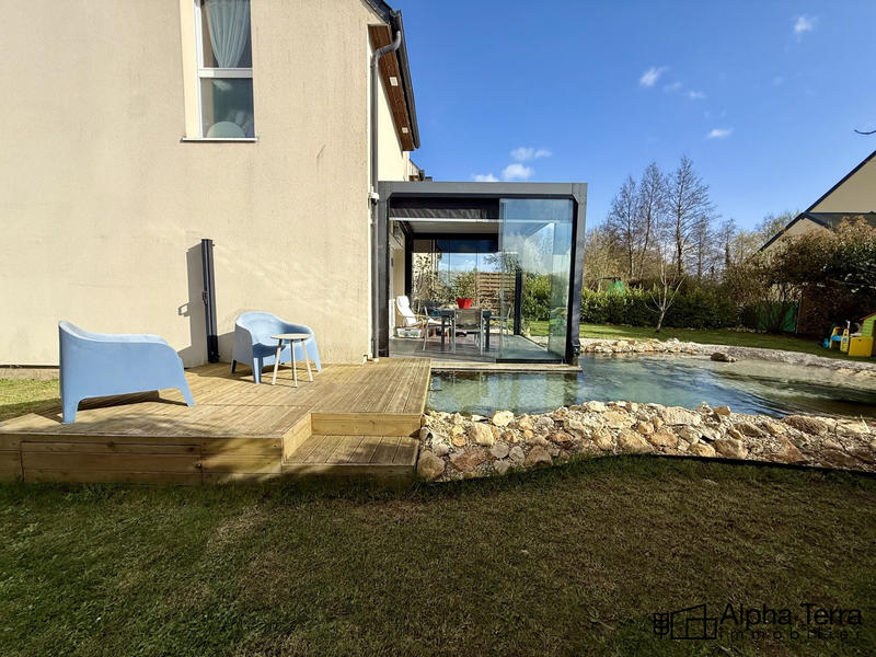 Maison - 90 m² - 4 pièces