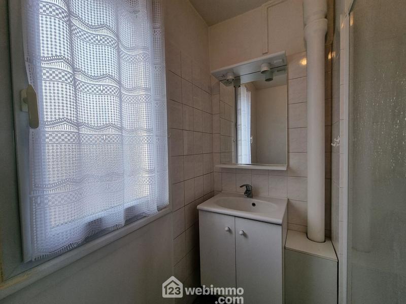 Appartement - 65 m² - 4 pièces