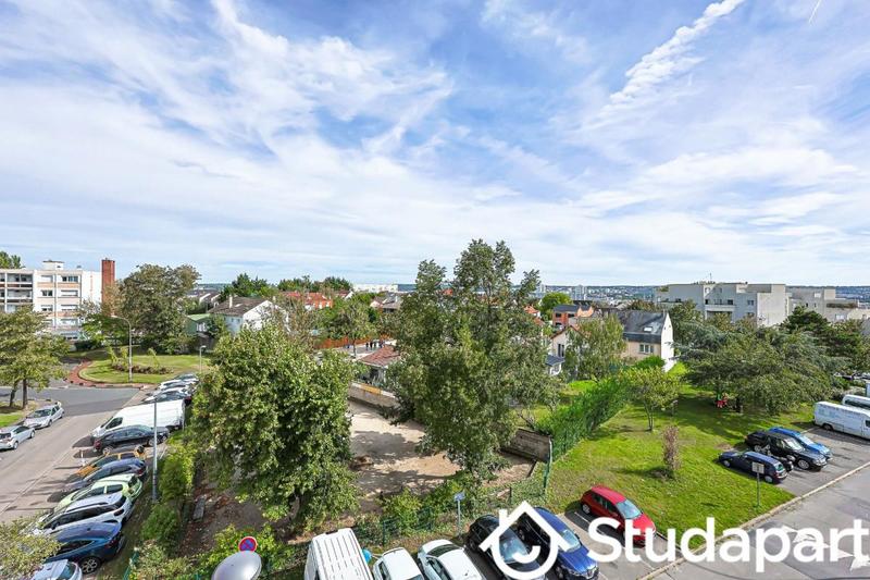 Chambre - 11 m² - 1 pièce