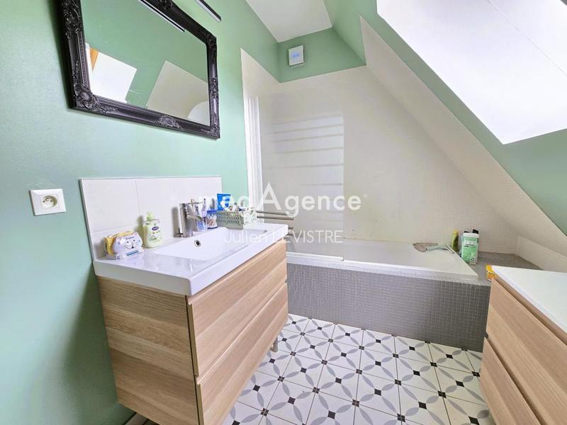 Maison - 122 m² - 6 pièces