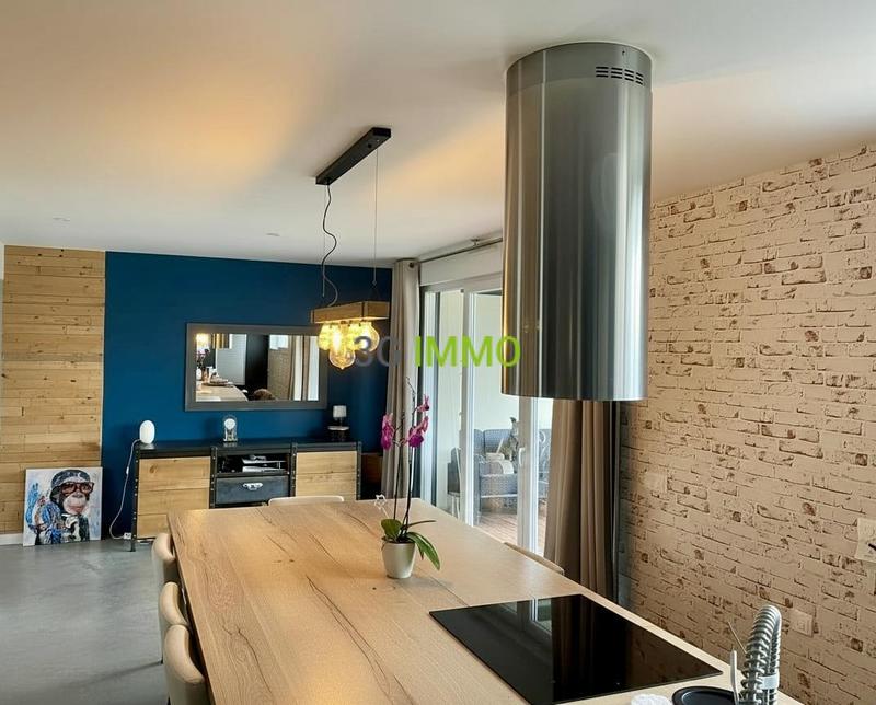 Maison - 86 m² - 4 pièces