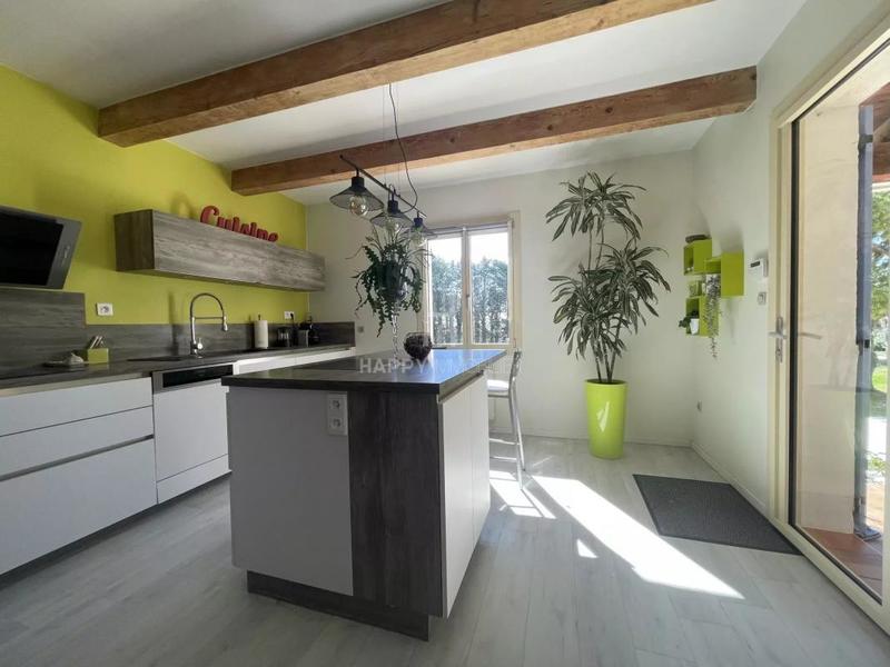 Villa - 218 m² - 7 pièces