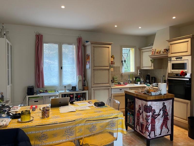 Appartement - 77 m² - 4 pièces