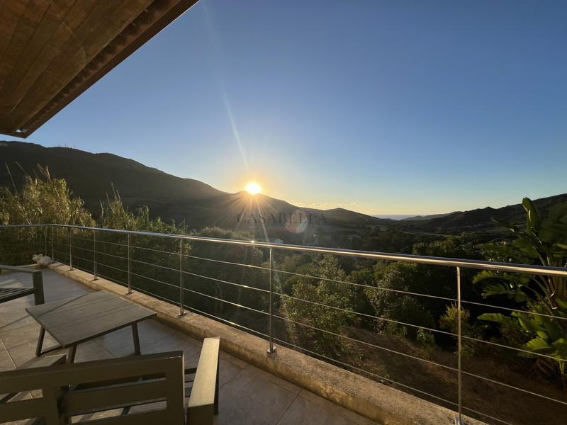 Villa - 179 m² - 7 pièces