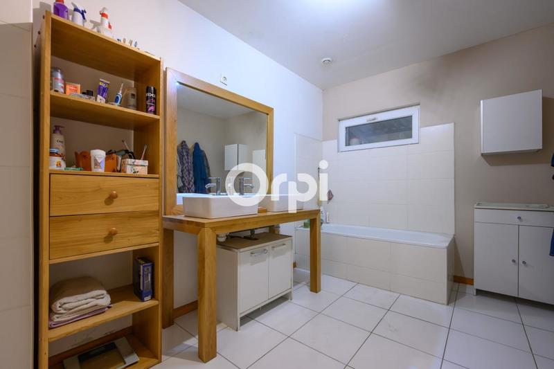 Maison - 141 m² - 5 pièces