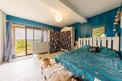 Maison - 249 m² - 10 pièces