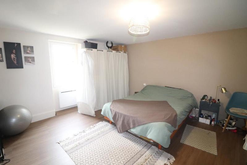 Maison - 170 m² - 6 pièces