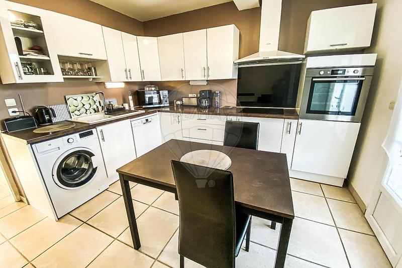 Maison - 144 m² - 5 pièces